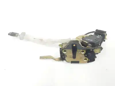 Pièce détachée automobile d'occasion serrure de porte avant gauche pour toyota land cruiser j9 td gx 5ptas. références oem iam 6904060061