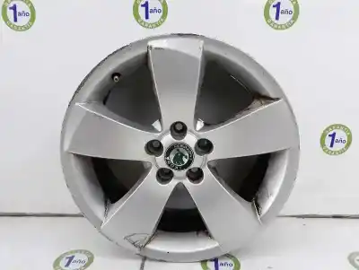 Pièce détachée automobile d'occasion JANTE pour SKODA ROOMSTER (5J7)  Références OEM IAM 5J7601025A  5J7601025A