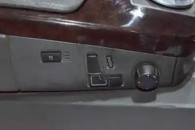 Pezzo di ricambio per auto di seconda mano bracciolo centrale per bmw serie 7 (e65/e66) 3.0 turbodiesel cat riferimenti oem iam 51167018140  51167018140