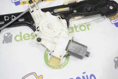Peça sobressalente para automóvel em segunda mão elevador de vidros dianteiro direito por bmw serie 1 berlina 5p (f20) bmw 120d xdrive referências oem iam 51337138466  51337138466