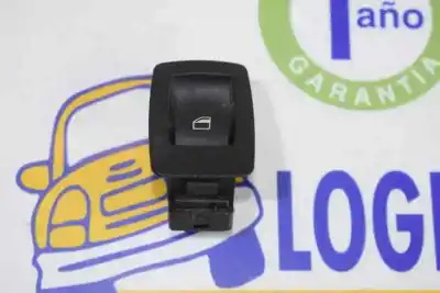 Peça sobressalente para automóvel em segunda mão botão / interruptor elevador vidro traseiro direito por bmw serie 1 berlina 5p (f20) bmw 120d xdrive referências oem iam 61316945874  61316945874