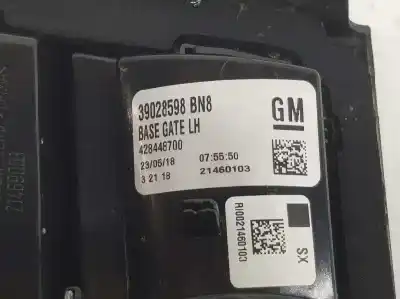 Автозапчастина б/у лівий задній ліхар в дверях для opel zafira 1.6 cdti dpf посилання на oem iam 39028598  39043680