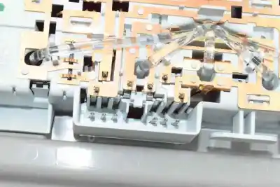 Pezzo di ricambio per auto di seconda mano luce interna per opel meriva b monospace (s10) 1.7 cdti (75) riferimenti oem iam 22774321  22774321
