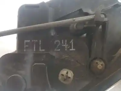 Second-hand car spare part left front door lock for bmw 3 (e46) 320 d oem iam references 51217011241  51217011241