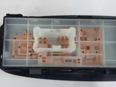 Peça sobressalente para automóvel em segunda mão botão / interruptor elevador vidro dianteiro direito por renault kadjar (ha_, hl_) 1.2 tce 130 referências oem iam 254119716r