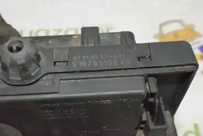 Pezzo di ricambio per auto di seconda mano scatola relè/fusibili per bmw z4 roadster (e85) 2.5 riferimenti oem iam 61148384629 61148384629 