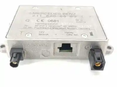 Pièce détachée automobile d'occasion amplificateur d'antenne pour mercedes clase m 3.0 cdi références oem iam a2118200885 2118200885 