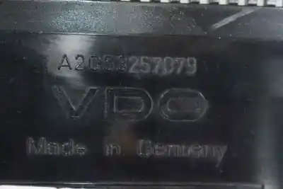 Peça sobressalente para automóvel em segunda mão quadrante por bmw 5 (e60) 520 d referências oem iam 62109194889  62119177261