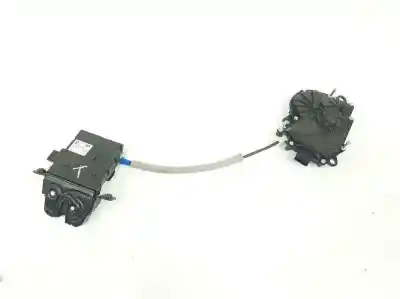 Second-hand car spare part trunk lock for land rover discovery v van (l462) 2.0 td4 4x4 oem iam references lr088570  dk62404c10ae