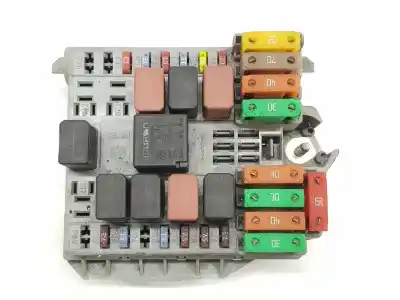 Gebrauchtes Autoersatzteil RELAIS SICHERUNGSKASTEN Multifunktionsrelais zum FIAT LINEA (323_, 110_)  OEM-IAM-Referenzen 51799849  MLV14647485