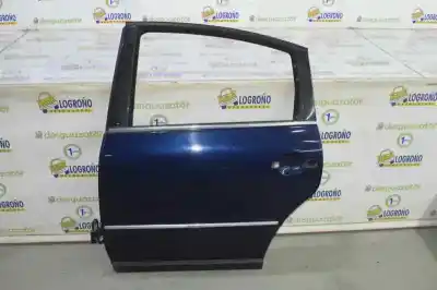 Pezzo di ricambio per auto di seconda mano  per VOLKSWAGEN PASSAT BERLINA (3B3) 1.9 TDI Riferimenti OEM IAM 3B5833051AB 3B5833051AB AZUL OSCURO 