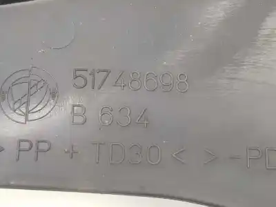 Peça sobressalente para automóvel em segunda mão grelha torpedo curcuvan por fiat linea (323_, 110_) 1.3 d multijet (323axb11 323axb1a) referências oem iam 51748698