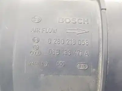 Автозапчастина б/у витратомір повітря для audi a4 b6 (8e2) 2.0 посилання на oem iam 06b133471a  