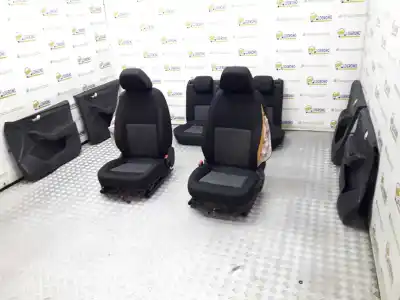 Recambio de automóvil de segunda mano de juego asientos completo para seat toledo 1.0 tsi referencias oem iam   