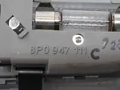 Автозапчасти б/у внутренний свет за seat toledo iv (kg3) 1.0 tsi ссылки oem iam 8p0947111c  8p0947111c
