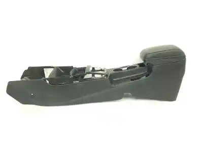 Автозапчастина б/у центральний подлокник для hyundai i30 (gd) 1.6 crdi посилання на oem iam 84611a6100ry