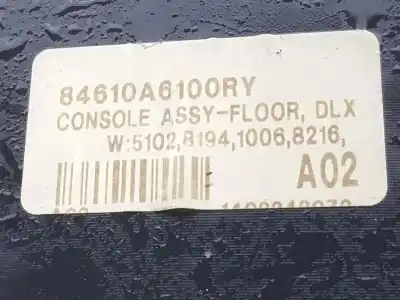 Автозапчастина б/у центральний подлокник для hyundai i30 (gd) 1.6 crdi посилання на oem iam 84611a6100ry  84611a6100ry