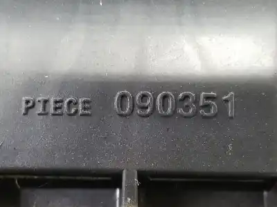 Автозапчастина б/у повітряний фільтр для citroen c3 / c3 origin iii (sx) 1.2 vti 68 посилання на oem iam 9826454780  9826454780
