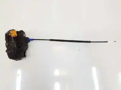 Автозапчастина б/у замок передніх дверей лівий для opel astra j (p10) 1.7 cdti (68) посилання на oem iam 13579522