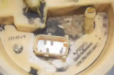 Peça sobressalente para automóvel em segunda mão bomba de combustivel por bmw 3 (e46) 320 d referências oem iam 16146768488  6750582