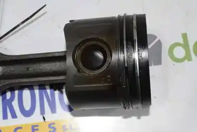 Second-hand car spare part piston for bmw 3 (e90) 318 d oem iam references 11247790515  11247790515