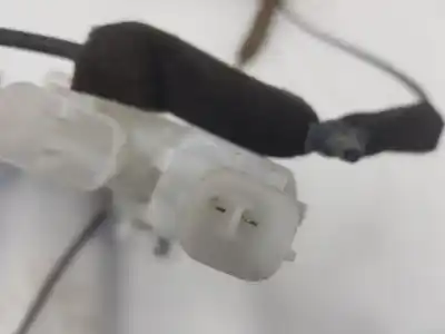 Автозапчастина б/у лівий кусний бічний замок для dacia dokker laureate посилання на oem iam 825021093r  825021093r