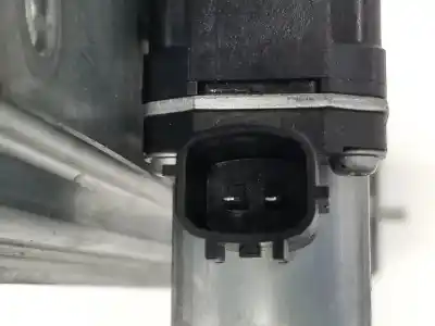 Автозапчастина б/у регулятор переднього правого скла для dacia dokker laureate посилання на oem iam 807209071r  807209071r