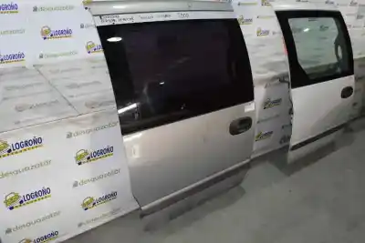 Автозапчасти б/у правая сдвижная боковая дверь за chrysler voyager iv (rg, rs) 2.5 crd ссылки oem iam 4894480ae  4894480ae