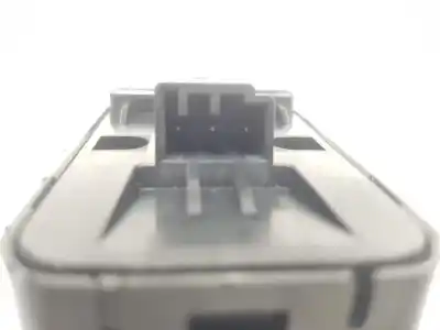 Автозапчастина б/у передні вікний вмикач для land rover discovery iv (l319) 3.0 td 4x4 посилання на oem iam lr086040  ah2214540ad