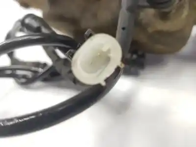 Автозапчастина б/у передній лівий гальмум для land rover discovery iv (l319) 3.0 td 4x4 посилання на oem iam lr047905  ah422b302ab