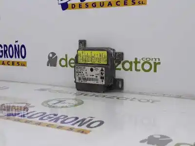 Second-hand car spare part airbag control unit for renault clio ii fase ii 1.2 oem iam references 7700426752  7700426752