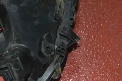 Pezzo di ricambio per auto di seconda mano faro anteriore destro per opel vectra c (z02) 1.9 cdti (f69) riferimenti oem iam 93172954  93171429