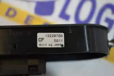 Second-hand car spare part right front power window switch for opel astra gtc 1.9 cdti oem iam references 13228709  13228881