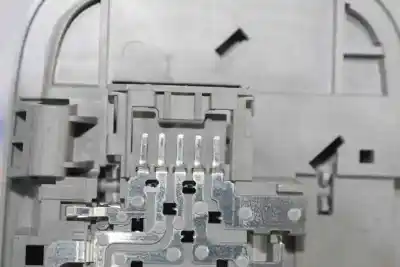 Автозапчасти б/у внутренний свет за volkswagen passat variant (3c5) 1.9 tdi ссылки oem iam 1k0947291  1k0947291