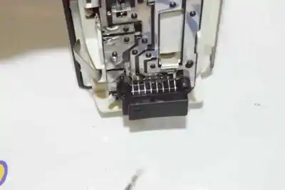 Pezzo di ricambio per auto di seconda mano luce interna per bmw 3 (e46) 320 d riferimenti oem iam 63316962141  8364928