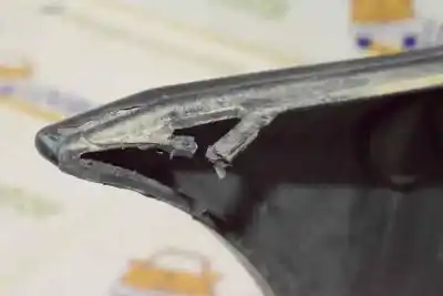 Second-hand car spare part rear bumper for bmw 3 (e46) 320 d oem iam references 51127030587  51127030591