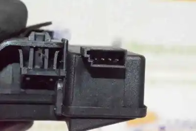 Second-hand car spare part trunk lock for bmw 3 (e46) 320 d oem iam references 51247840617  8196401