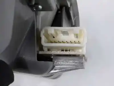 Автозапчасти б/у внутренний свет за lexus is200 (ds2/is2) 2.5 v6 cat ссылки oem iam 8136053010a0  8136053010a0