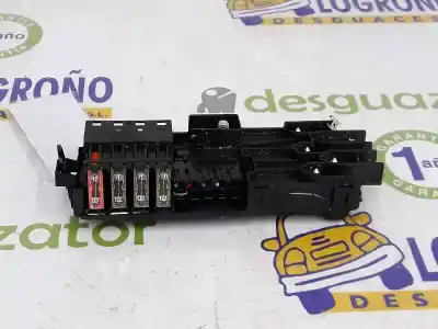 Pièce détachée automobile d'occasion BOÎTES À FUSIBLES pour OTRAS MARCAS CLASE M  Références OEM IAM 2115452601  2115452601