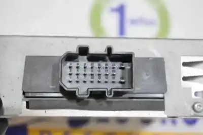 Автозапчасти б/у антенный усилитель за audi a4 b6 (8e2) 1.9 tdi ссылки oem iam 8e9035223  hs6316