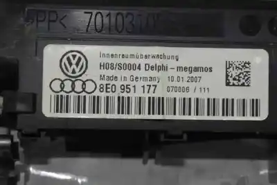 Автозапчастина б/у внутрішне світло для audi a4 b7 (8ec) 2.0 tdi 16v посилання на oem iam 8e0951177  8e0947135d