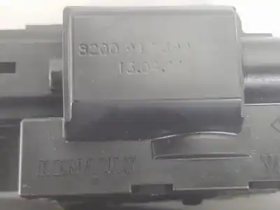 Second-hand car spare part trunk lock for renault clio iii dynamique oem iam references 8200947699  8200947699