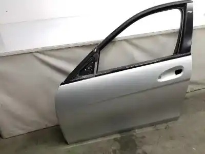 Second-hand car spare part left front door for clase c clase c berlina 2.1 cdi oem iam references a2047206000  2047206000