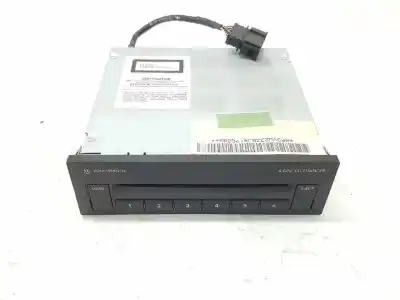 Peça sobressalente para automóvel em segunda mão sistema de áudio / rádio cd por volkswagen passat cc 2.0 tdi dpf referências oem iam 3c0035110a