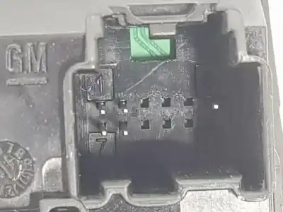 Second-hand car spare part right front power window switch for opel astra j lim. 2.0 16v cdti oem iam references 13301886  13301886