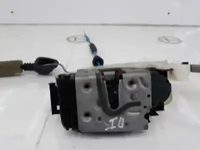 Автозапчасти б/у замок левой передней двери за clase c clase e lim. 2.1 cdi ссылки oem iam a2047201535  2047202735