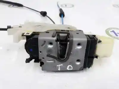 Автозапчасти б/у замок задней правой двери за clase c clase e lim. 2.1 cdi ссылки oem iam a2047301435  2047302835