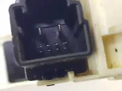 Автозапчастина б/у двигатель переднього ліва вікна для land rover discovery iv (l319) 3.0 td 4x4 посилання на oem iam lr015451  ah2214b553aa