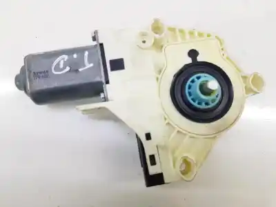 Автозапчастина б/у двигатель заднього правого скла для land rover discovery iv (l319) 3.0 td 4x4 посилання на oem iam lr016352  ah2214b554aa