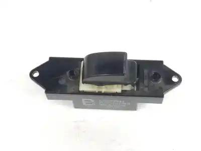 Peça sobressalente para automóvel em segunda mão botão / interruptor elevador vidro dianteiro direito por mitsubishi asx (ga0) desde 06/2010 1.8 di referências oem iam mr587944  mr587944